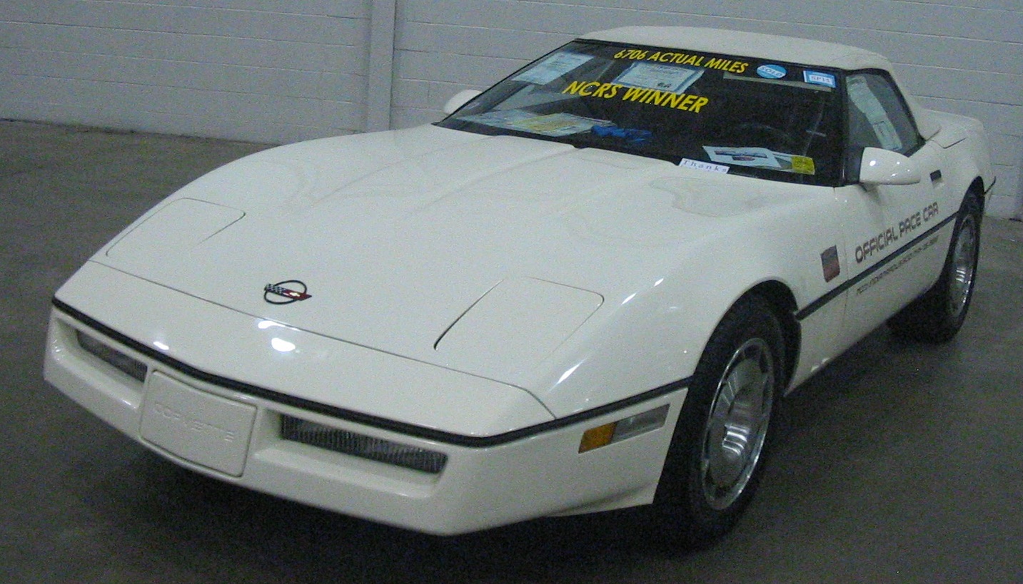 Corvette Generations/C4/C4 1986 Pace Car.jpg